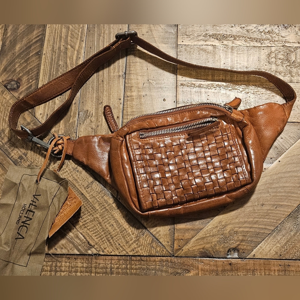 Vilenca Holland Belt Bag Leather Woven Brown Cognac Fanny Pack